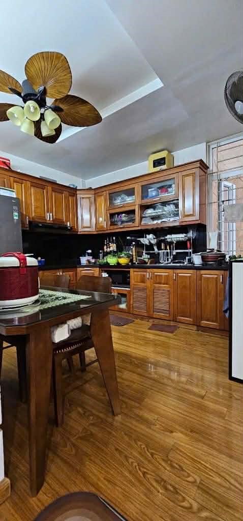 B.Á.N NHÀ gần TIMES CITY 52m2 x 5T MT RỘNG_CÁCH PHỐ 30m_Ô TÔ ĐỖ CỬA, VÀO NHÀ_THANG MÁY CHỜ_NỘI THẤT XỊN, hơn 19 tỷ